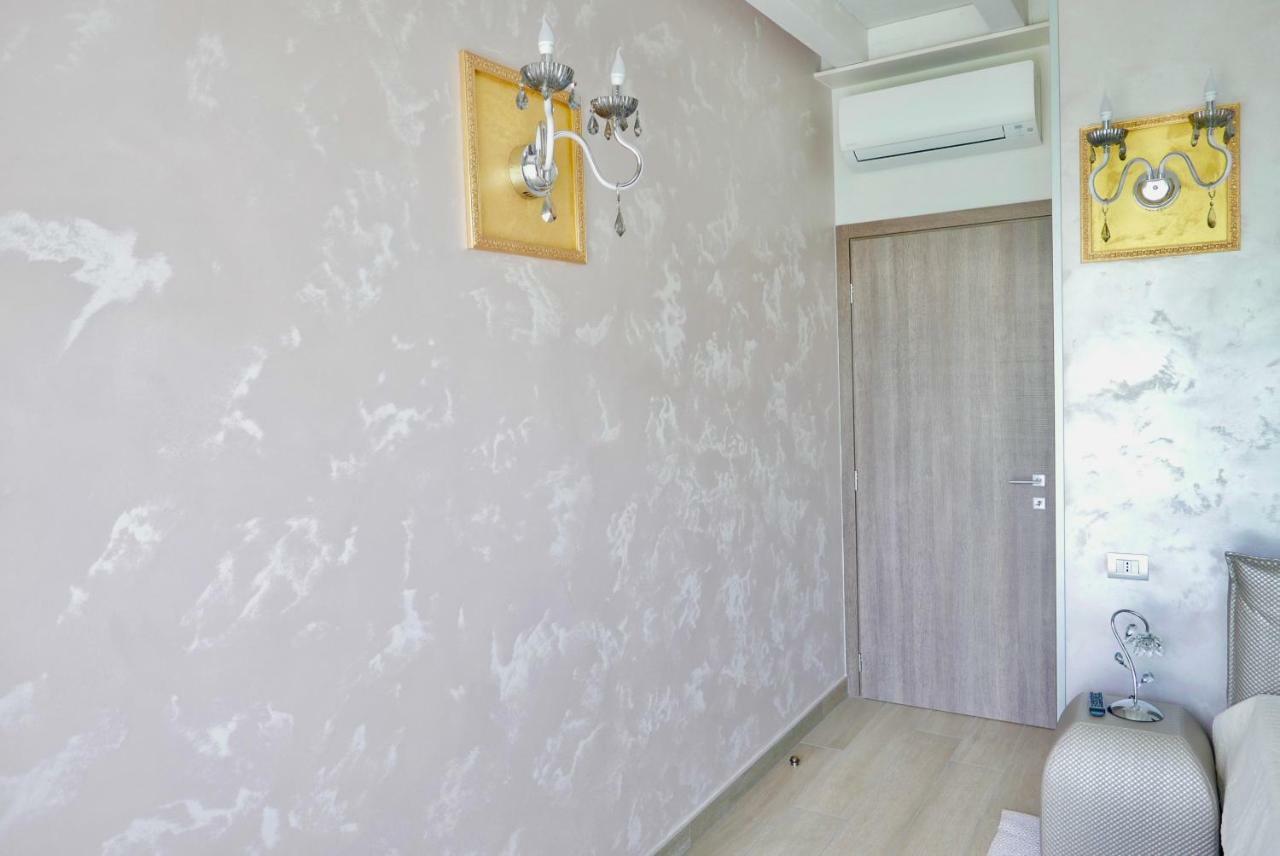 Phoenix Garda Hills Сирмионе Экстерьер фото